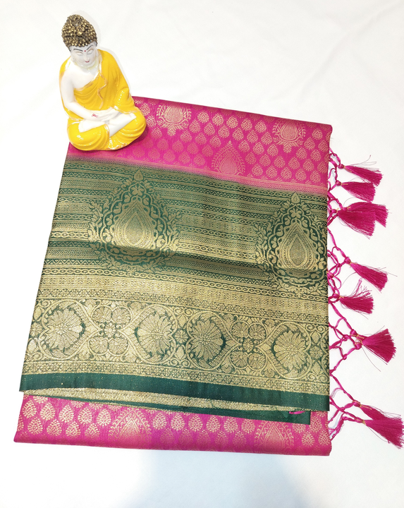 New copper Soft silk sarees  uploaded by business on 5/14/2023
