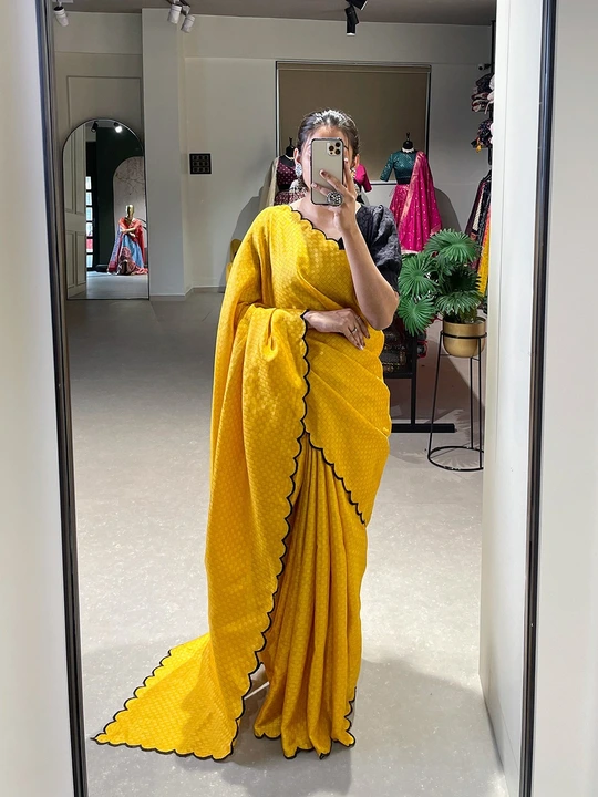 Saree uploaded by India_shopping_gallery on 5/14/2023
