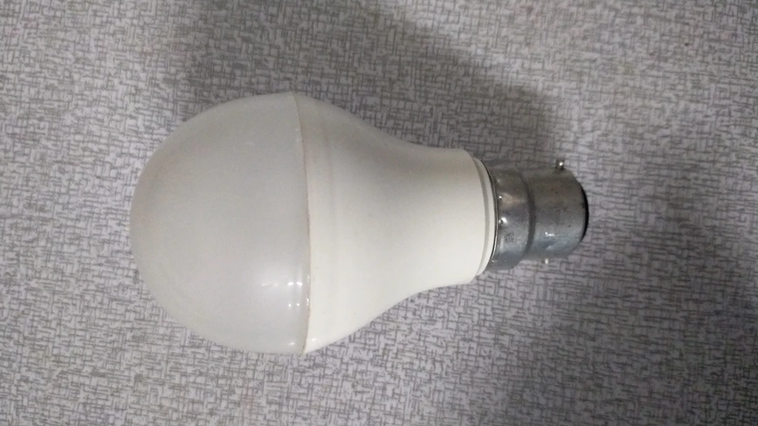 9W LED Bulb  uploaded by Momai Electric  on 5/14/2023