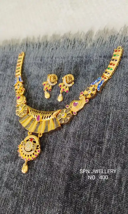 Necklace uploaded by New Maa Online Shopping on 5/15/2023