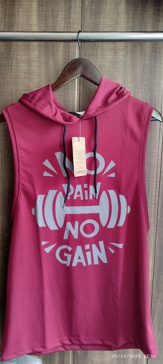 GYM HOODIES  uploaded by COMFORTFIRST The Jeans Planet on 5/15/2023