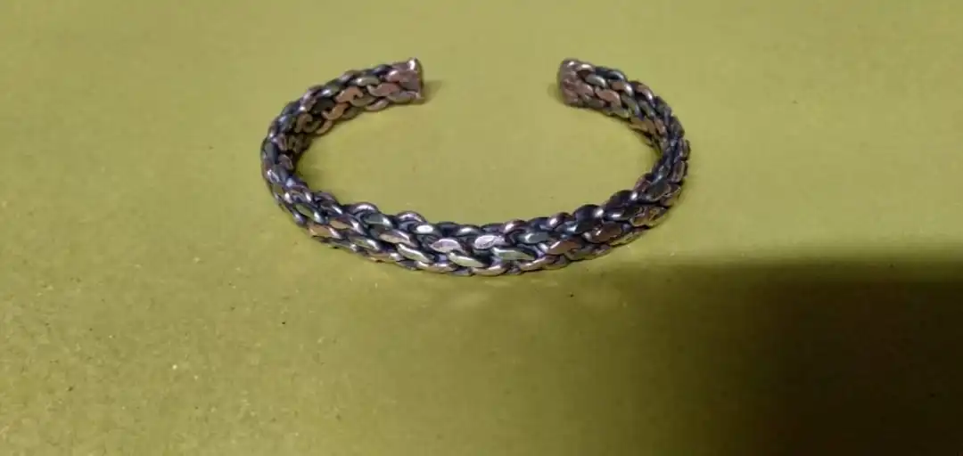 Without magnet bracelet uploaded by Copper magnetic bracelets on 5/15/2023