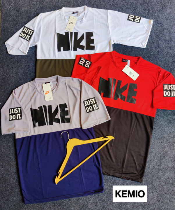 Nike drop shoulder t-shirt sports  uploaded by business on 5/15/2023