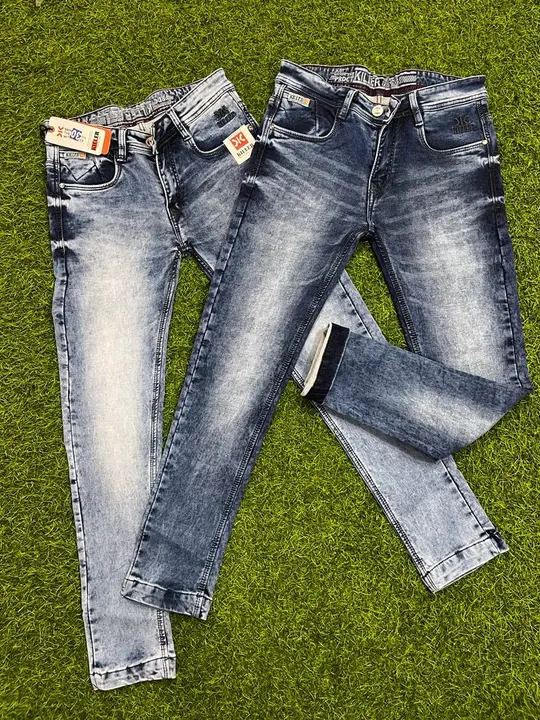 Men's ankle fit jeans uploaded by MANYATA FASHIONS on 5/15/2023