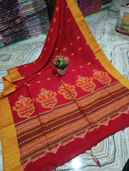 Pure Maslite Cotton Hand Work Sharee uploaded by Maa Kali Sharee Center on 5/16/2023