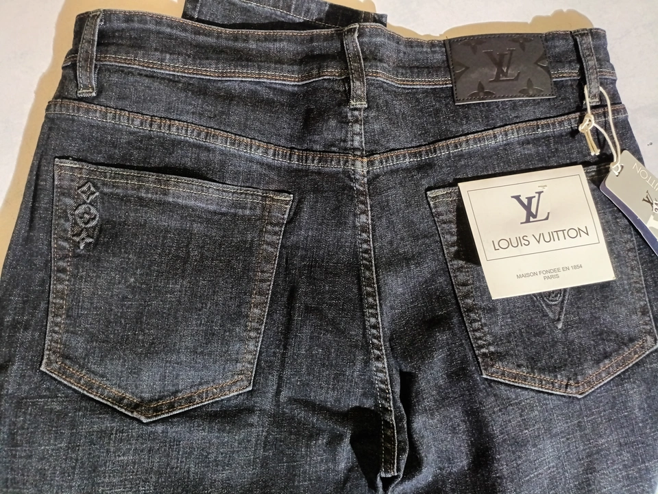 Product uploaded by Jeans on 5/16/2023