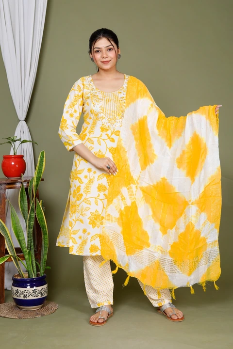 M to XXL, procin print  REYON fabric kurta pant with duppatta*

Fabric:-reyon 
*work embroidery work uploaded by Online Ladies Dresses on 5/17/2023