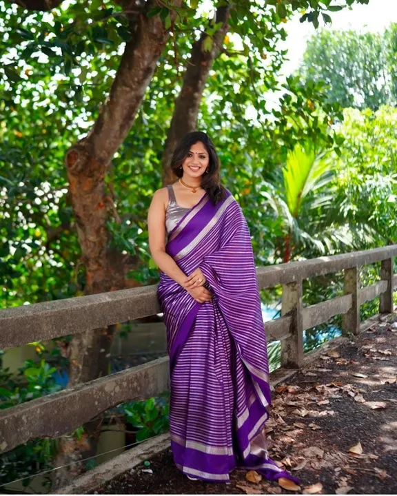 Sarees uploaded by Villa outfit on 5/17/2023