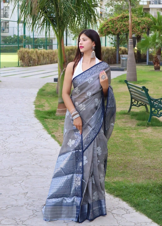 Original linen saree uploaded by VARDHAK COLLECTION  on 5/17/2023