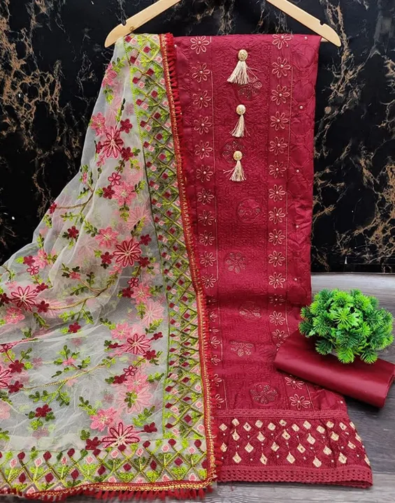Exclusive dress material for women (ladali) uploaded by Indian fashion  on 5/17/2023