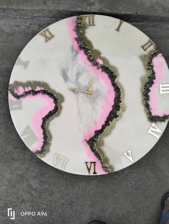 Resin wall clock  uploaded by LABHANSHI ENTERPRISES on 5/17/2023