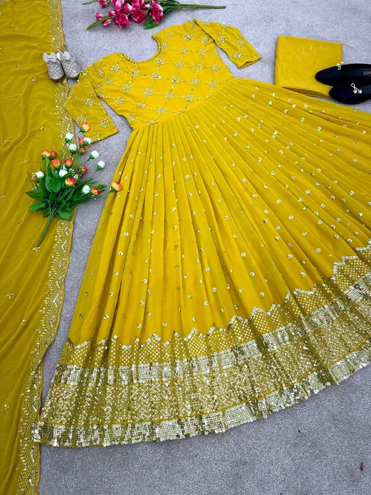 Readymade gown  uploaded by Heena fashion house on 5/18/2023
