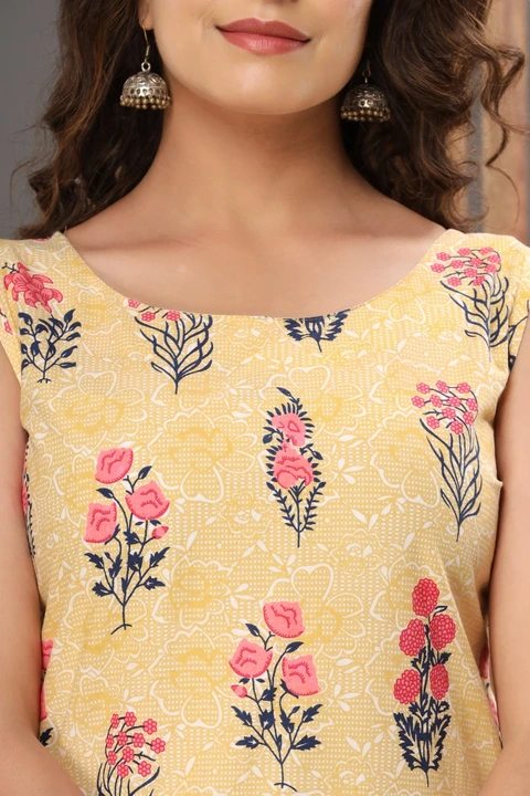 Sleeveless floral kurti
Size- M, L, Xl, Xxl
Lenght- 41"
Fabric- Cotton
Price- 190+5%GST uploaded by Ganpati handicrafts  on 5/18/2023