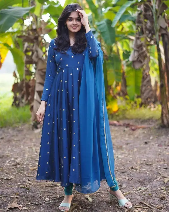 Anarkali gown  uploaded by Villa outfit on 5/18/2023