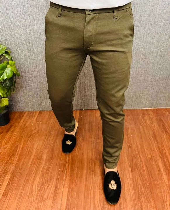 Post image *BRAND- TOMMY* 💕

_FABRIC:- Heavy imported Cotton Lycra Stuff In pant_ ✌🏻

🏖️ *High Quality Premium Pants*

_🌈Comes in 5 Beautiful Colors._ 
_🌈Delivered in Premium Packing._

♠️Pant Size :- *28 30 32 34 36*

💫PRICE :- *420/-* Free Shipping.