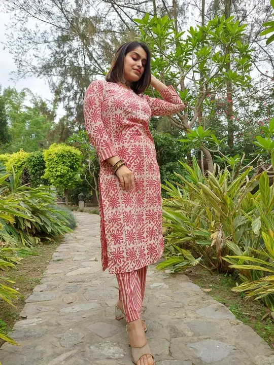 Stitched cotton kurti with paint  uploaded by business on 5/18/2023