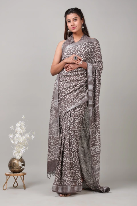 Linen collection 👌🏻
.... *Hand* block printed linen saree uploaded by Shree Hand Printed Industries on 5/18/2023