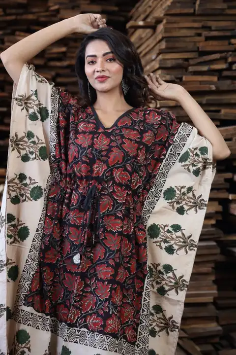 Kaftan  uploaded by R v textile on 5/19/2023