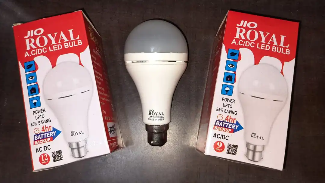 Post image 12 wate charging bulb Rs200 wholesale ke liye rate alag lag jaega 6232885771