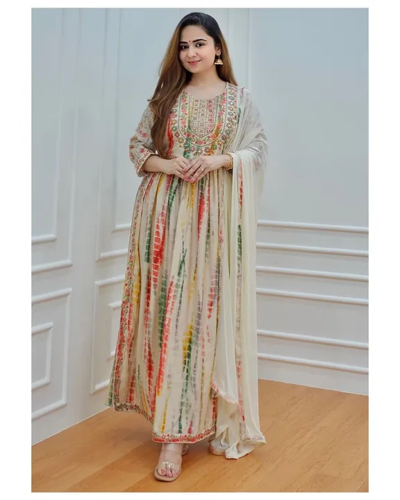 Multi Naira cut design m to XXL size available contact number uploaded by M i Jaipur Kurties on 5/19/2023