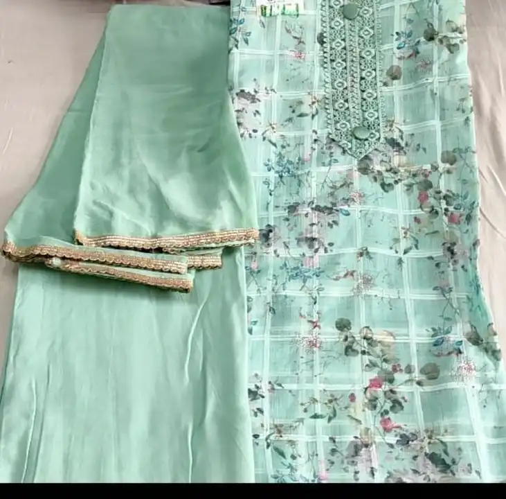#आज आपके लिए 🎉#गर्मियों का cool cool🍨#mix collection👌 #जॉर्जट के🌄#most demanded suit🎉#hi-fi des uploaded by Deep boutique collection gohana on 5/19/2023
