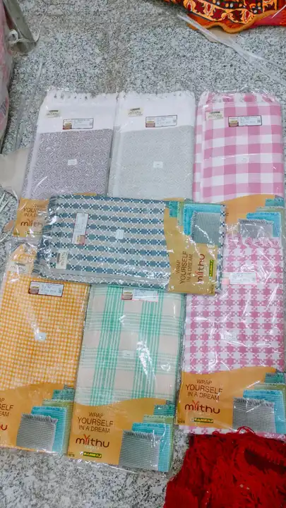 Post image RAMRAJ pure cotton heavy quality towel mix design FANCY designs available
30*60 size 
Single pc packing