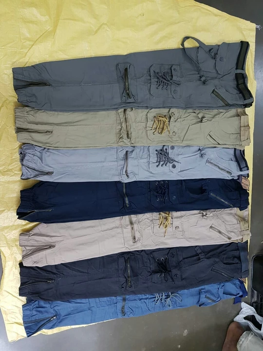 Mens cotton cargo pants uploaded by Prabhat jeans on 5/31/2024