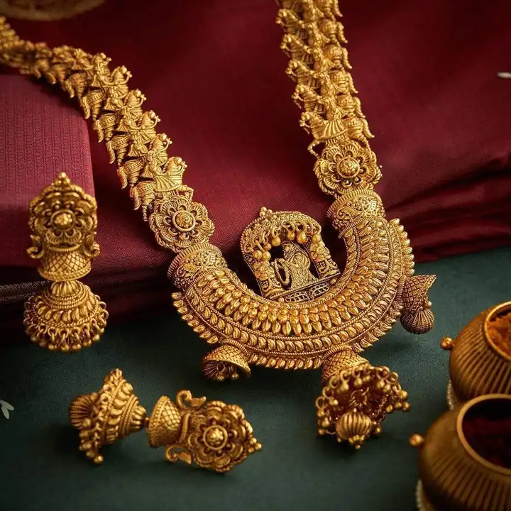 Neckless uploaded by Shree krishna fution collection on 5/29/2024
