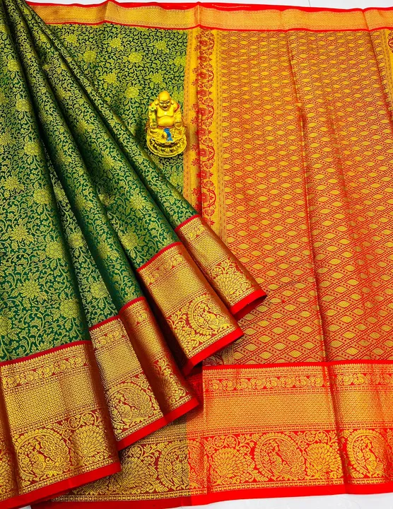 Handloom pattu weaving silk saree uploaded by VARDHAK COLLECTION  on 5/19/2023
