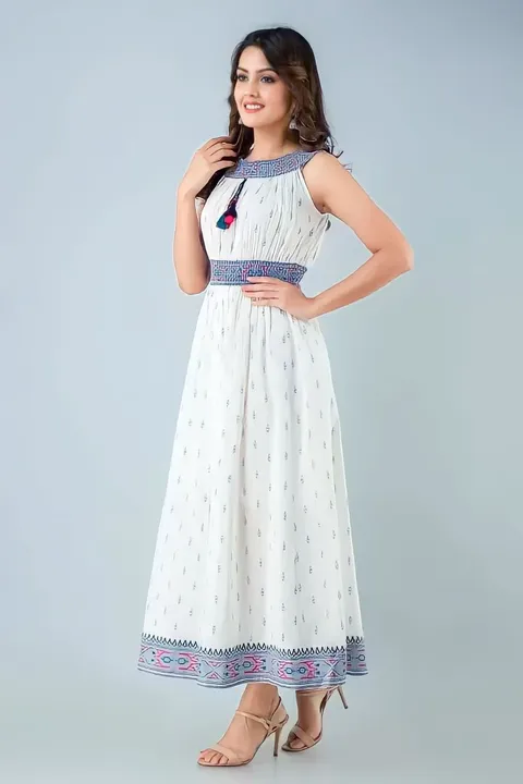 🌸 *NEW LAUNCH*🌸


💐 *STYLE NO. SKK_591* 💐💐

🌸 *PARTY WEAR RAYON PRINTED  DRESS WITH BOBBIN  uploaded by Ayush Handicarft on 5/20/2023