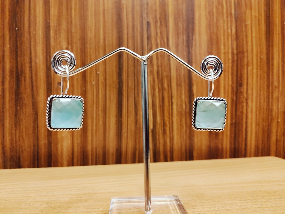 Single stone earrings with silver polish  uploaded by Sri sri jewels and crafts on 5/20/2023