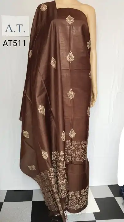 Katan salab silk suit material.

Hand block print.

Top, bottom and dupatta.

Free size.

 uploaded by business on 5/20/2023