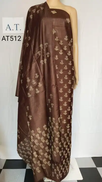 Katan salab silk suit material.

Hand block print.

Top, bottom and dupatta.

Free size.

 uploaded by IndianTrends on 5/20/2023