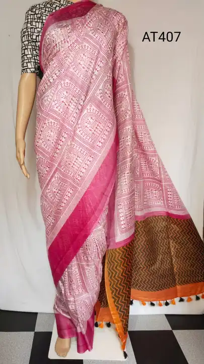 Katan Salab silk saree with screen print.

Madhubani print.

6.5m.

Contrast blouse  uploaded by business on 5/20/2023