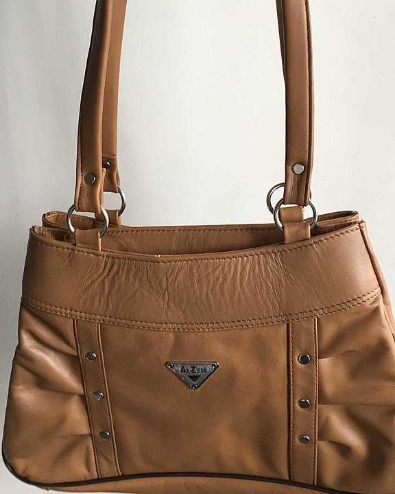 Ladies hand bag uploaded by business on 7/13/2020