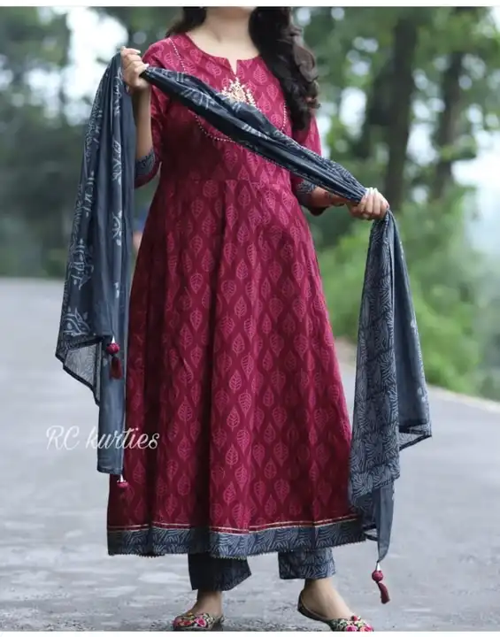Reyon kurti uploaded by Sunny Collection on 5/28/2024