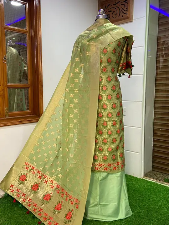 Banarasi cotton 3 pics suit  uploaded by Rhaman Silk sarees on 5/21/2023