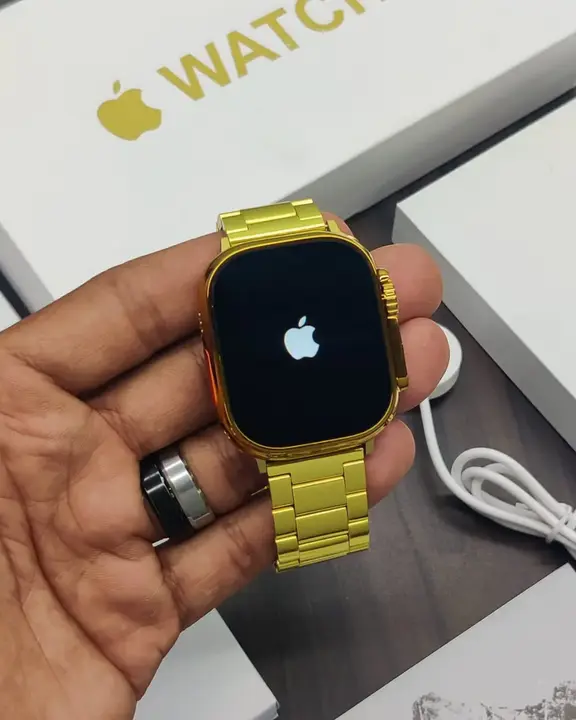 Apple logo watch golden  uploaded by Mr.Gadget on 5/21/2023