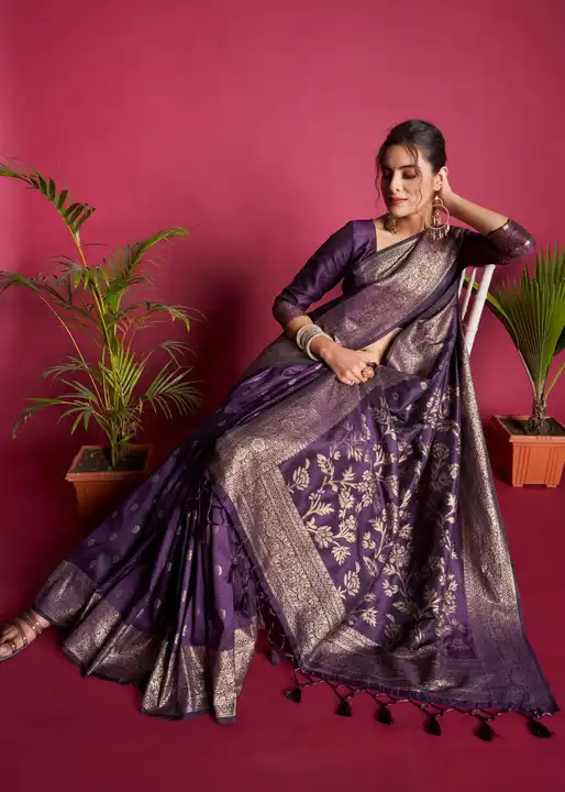 Banarasi RAW silk saree uploaded by VARDHAK COLLECTION  on 5/21/2023