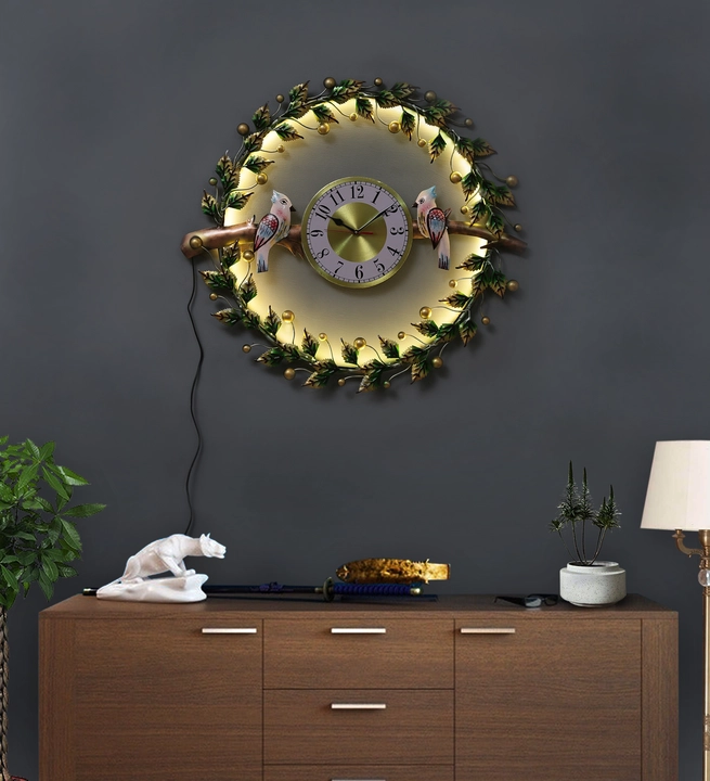 Two Bird Clock With Led Lights
Made of Metal  uploaded by Jodhpur art and craft on 5/22/2023