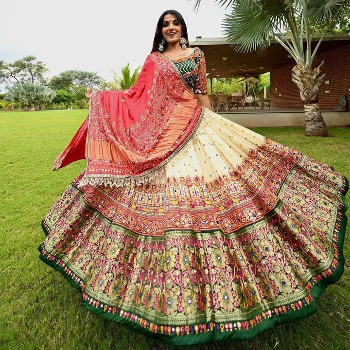 Presenting new beautiful designer lehenga choli For wedding season  uploaded by DUDHAT Impax on 5/22/2023