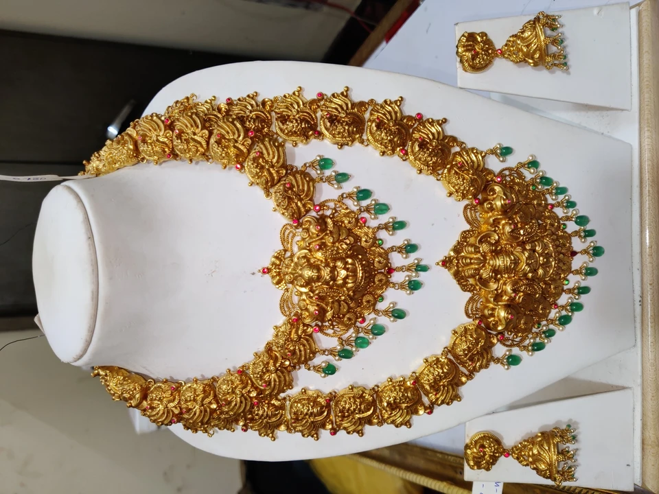 Gold Temple jewellery uploaded by Sri Guru jewellery work on 5/6/2024