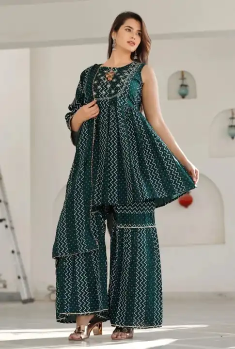 Malli launch shara kurti 😍 uploaded by Kalli Fashion on 5/22/2023