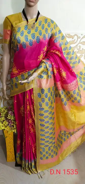 Dishcharge Print Sarees uploaded by Salman Handloom on 5/22/2023