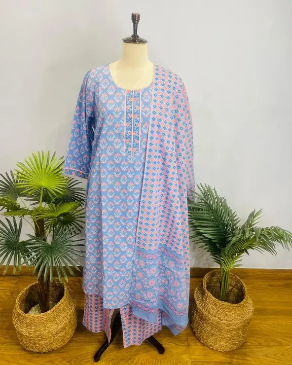Cotton suit with dupatta  uploaded by business on 5/23/2023