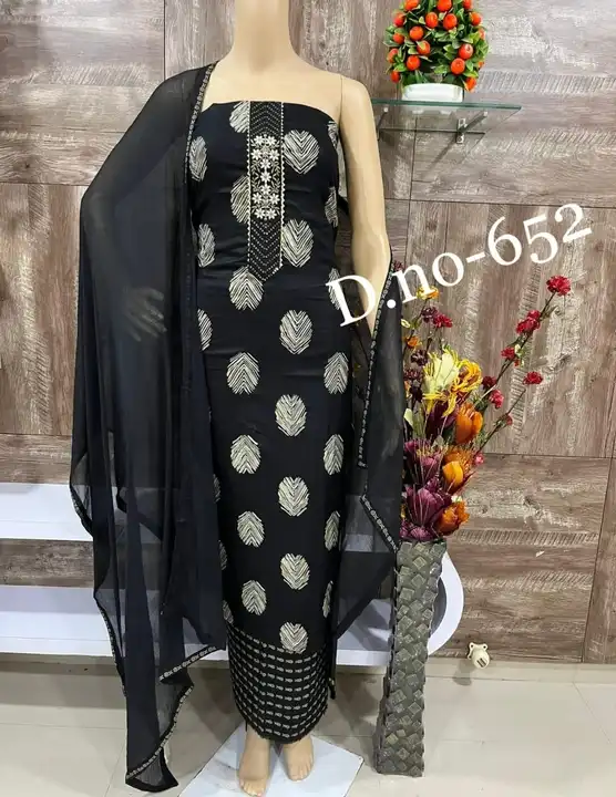 *Rs 610* + *shipping* 🔥🔥🔥🔥🔥🔥🔥🔥🔥
*Top* cotton print Nick work fancy 2.50mt

*Bottom* cotton  uploaded by Aanvi fab on 5/23/2023