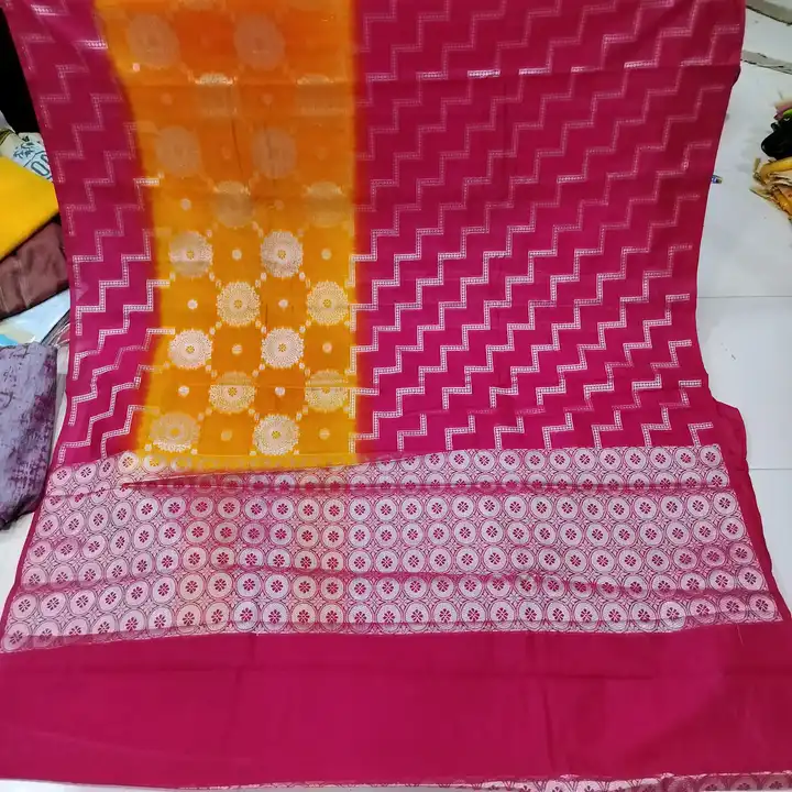 Kuppadam Cotton silk saree with blouse
Heavy quality party wear saree
 uploaded by Radhika clothes on 5/23/2023