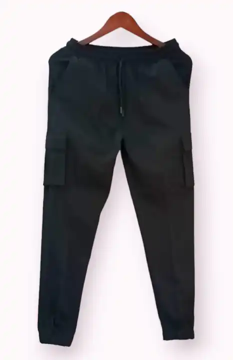 Post image Modal : jocker pant
Fabric : twill 4 way Lycra
GSM   : 230
Size    : M ,L ,XL ,XXL