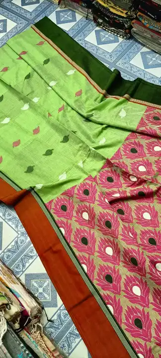 Handloom pure khadi cotton Jamdani saree With blouses pieces  uploaded by Sujata saree cantre on 5/23/2023
