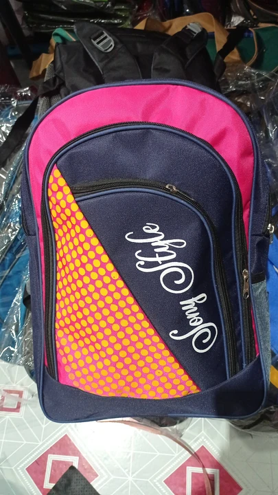 School bag 17" (JYOTI) uploaded by business on 5/23/2023